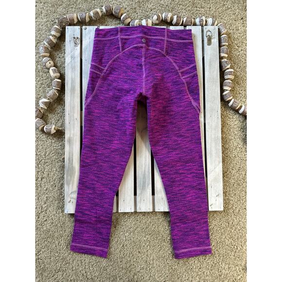 Lululemon Free Flow Crop Leggings Pants - Picture 5 of 9